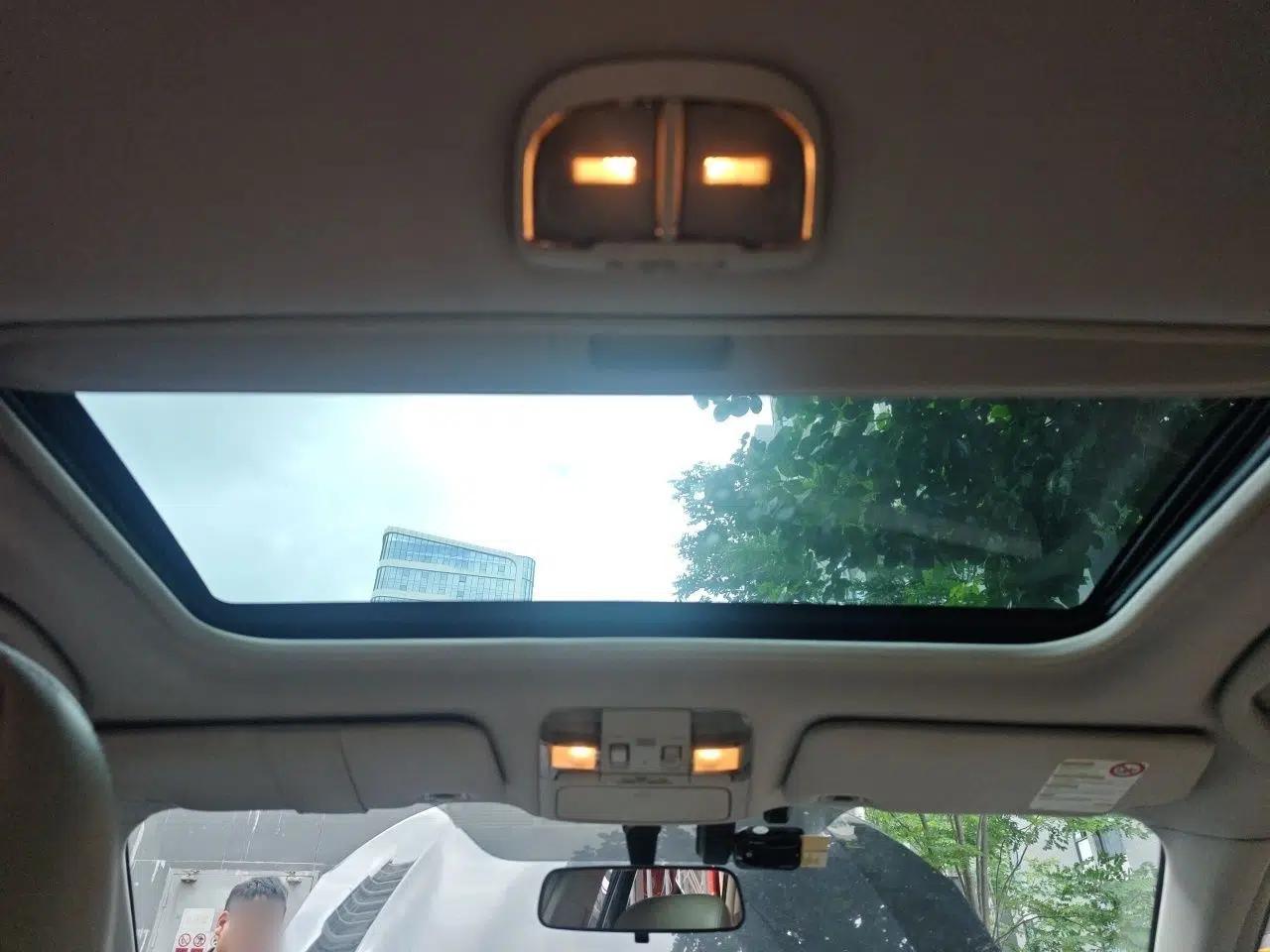 Subaru Outback 2012 2.5i Luxury Edition — миниатюра 19