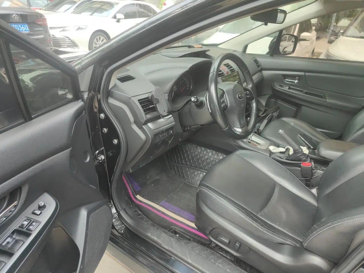 Subaru XV 2012 2.0i Elite Edition — миниатюра 17
