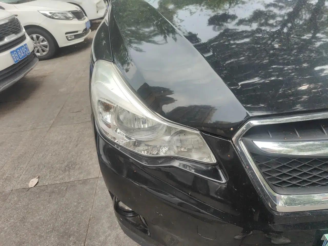 Subaru XV 2012 2.0i Elite Edition — миниатюра 7