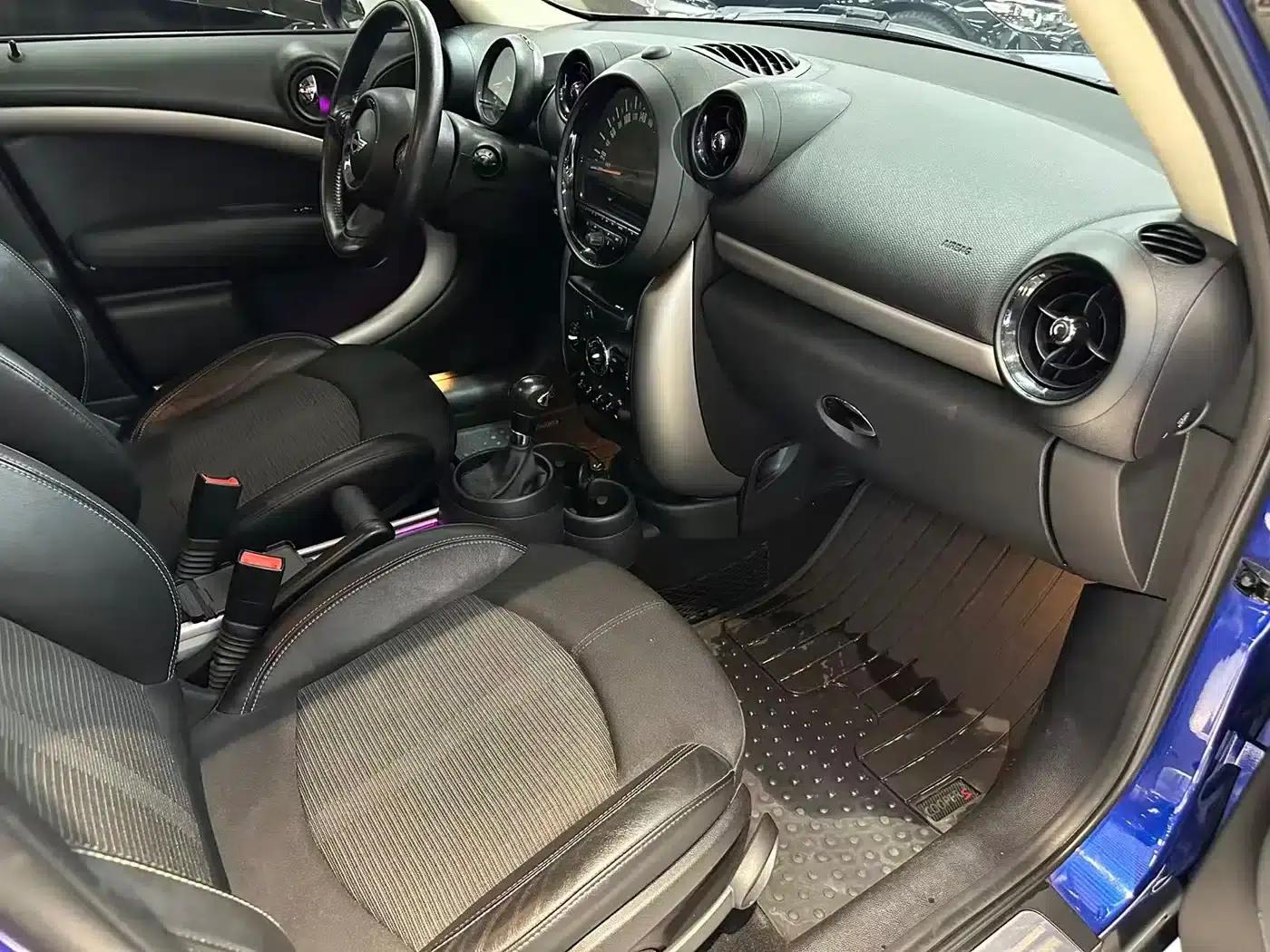 MINI COUNTRYMAN 2014 1.6T COOPER ALL4 Fun — миниатюра 8