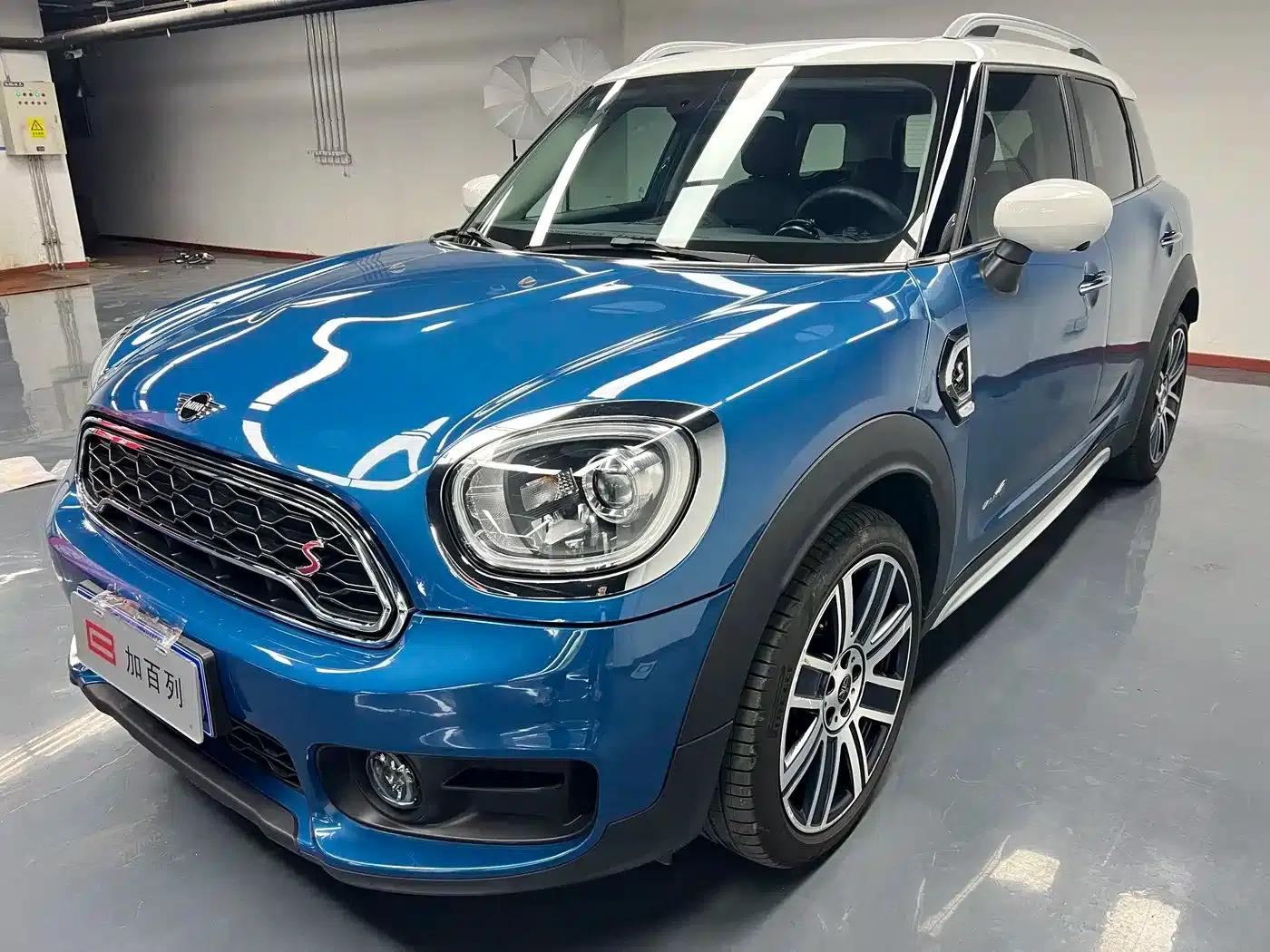 2020 MINI COUNTRYMAN 2.0T COOPER S ALL4 Polar Edition — миниатюра 1
