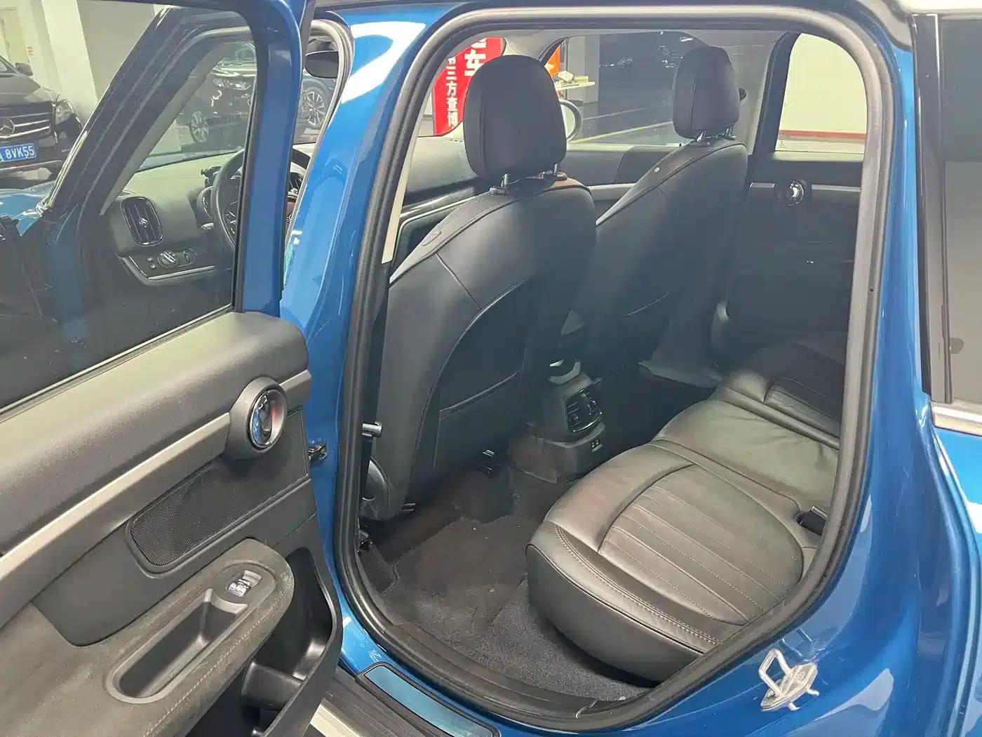 2020 MINI COUNTRYMAN 2.0T COOPER S ALL4 Polar Edition — миниатюра 6