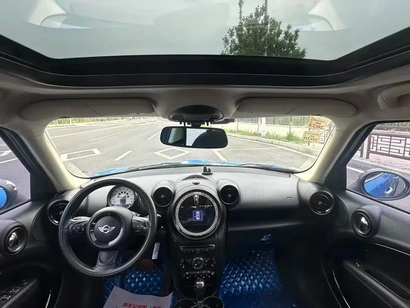 MINI COUNTRYMAN 2011 1.6L COOPER Fun — миниатюра 12