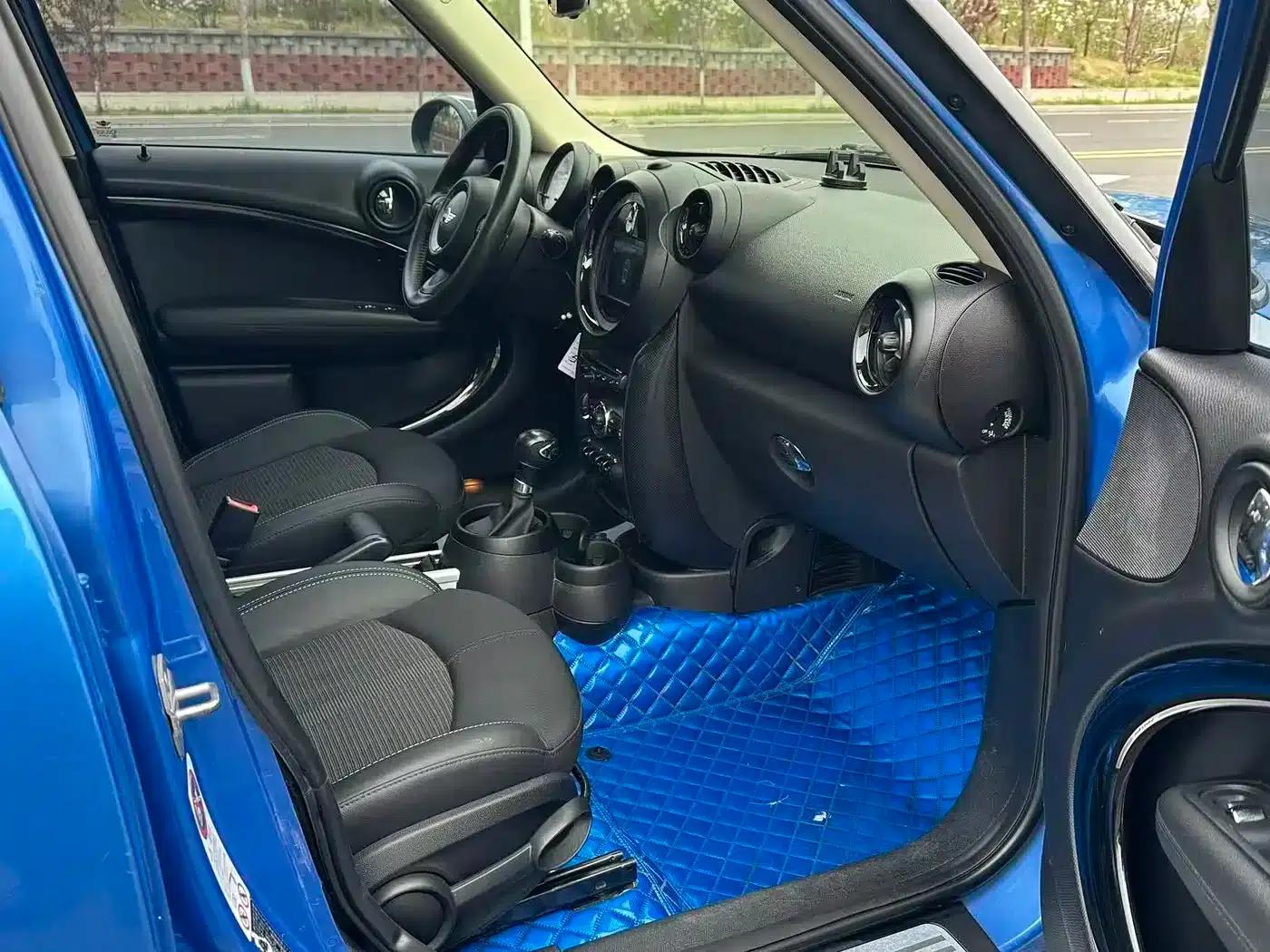 MINI COUNTRYMAN 2011 1.6L COOPER Fun — миниатюра 13
