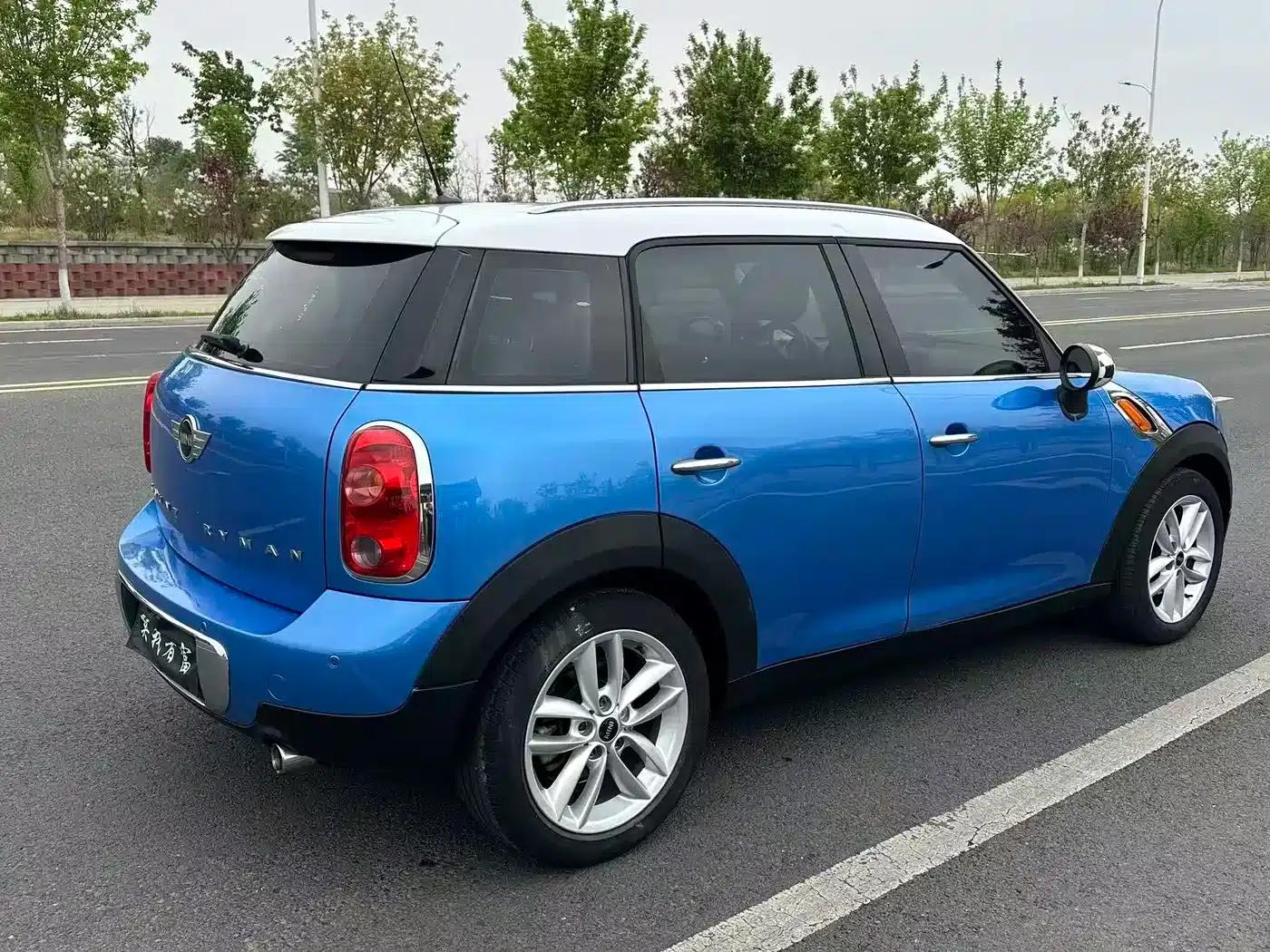 MINI COUNTRYMAN 2011 1.6L COOPER Fun — миниатюра 4