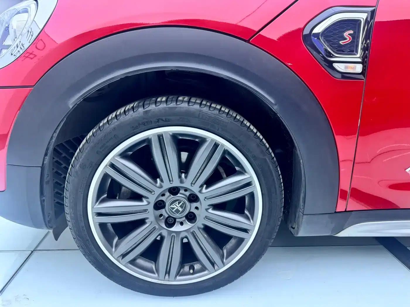 2018 MINI COUNTRYMAN 2.0T COOPER S ALL4 Artist — миниатюра 10