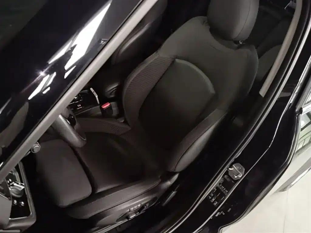 2019 MINI COUNTRYMAN 2.0T COOPER S ALL4 Classic — миниатюра 15