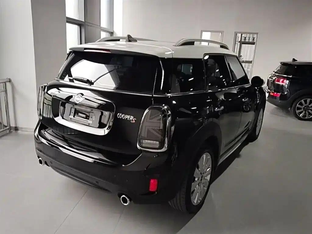 2019 MINI COUNTRYMAN 2.0T COOPER S ALL4 Classic — миниатюра 7