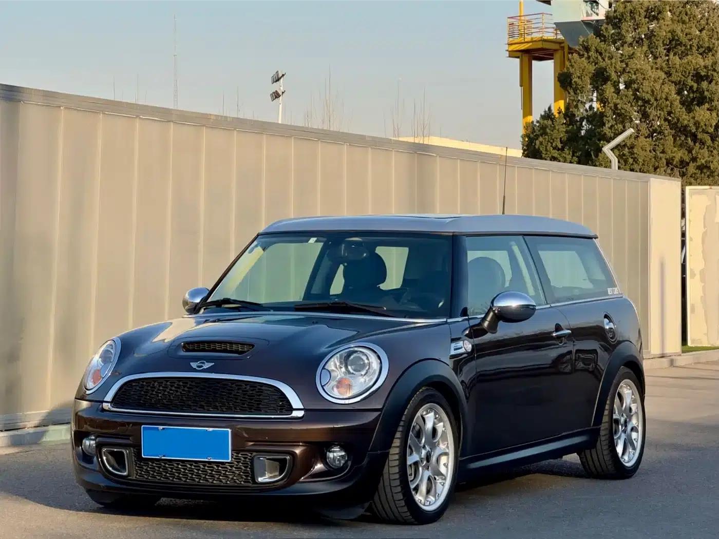 2011 MINI CLUBMAN 1.6T COOPER S — миниатюра 1