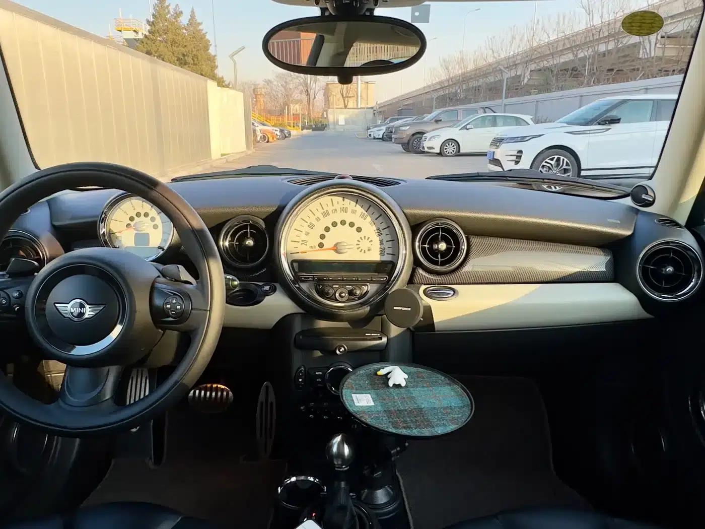 2011 MINI CLUBMAN 1.6T COOPER S — миниатюра 11