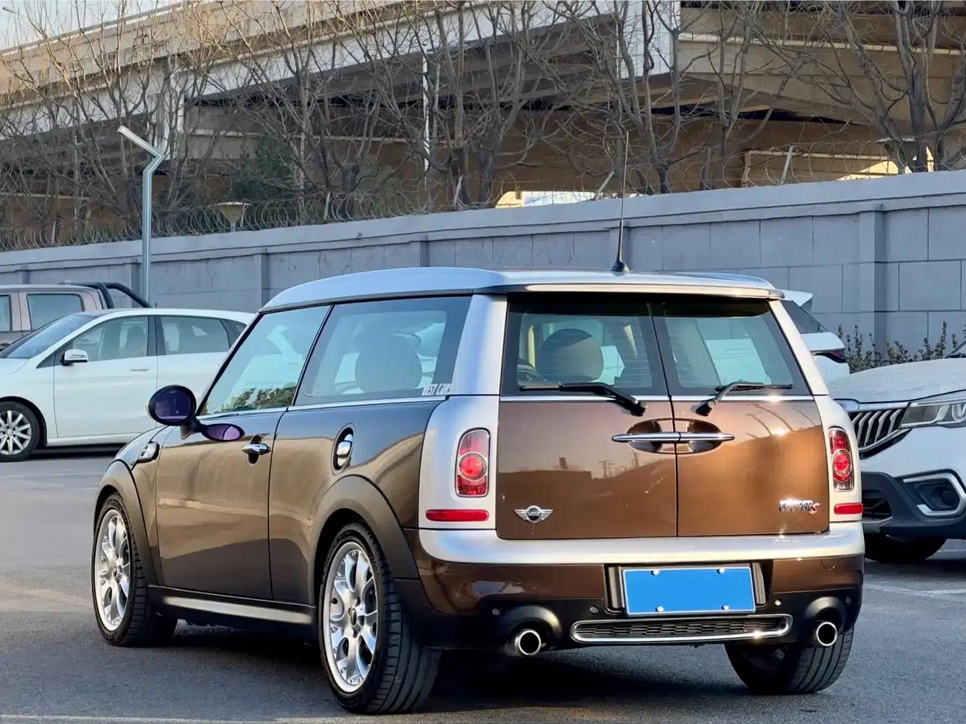 2011 MINI CLUBMAN 1.6T COOPER S — миниатюра 6