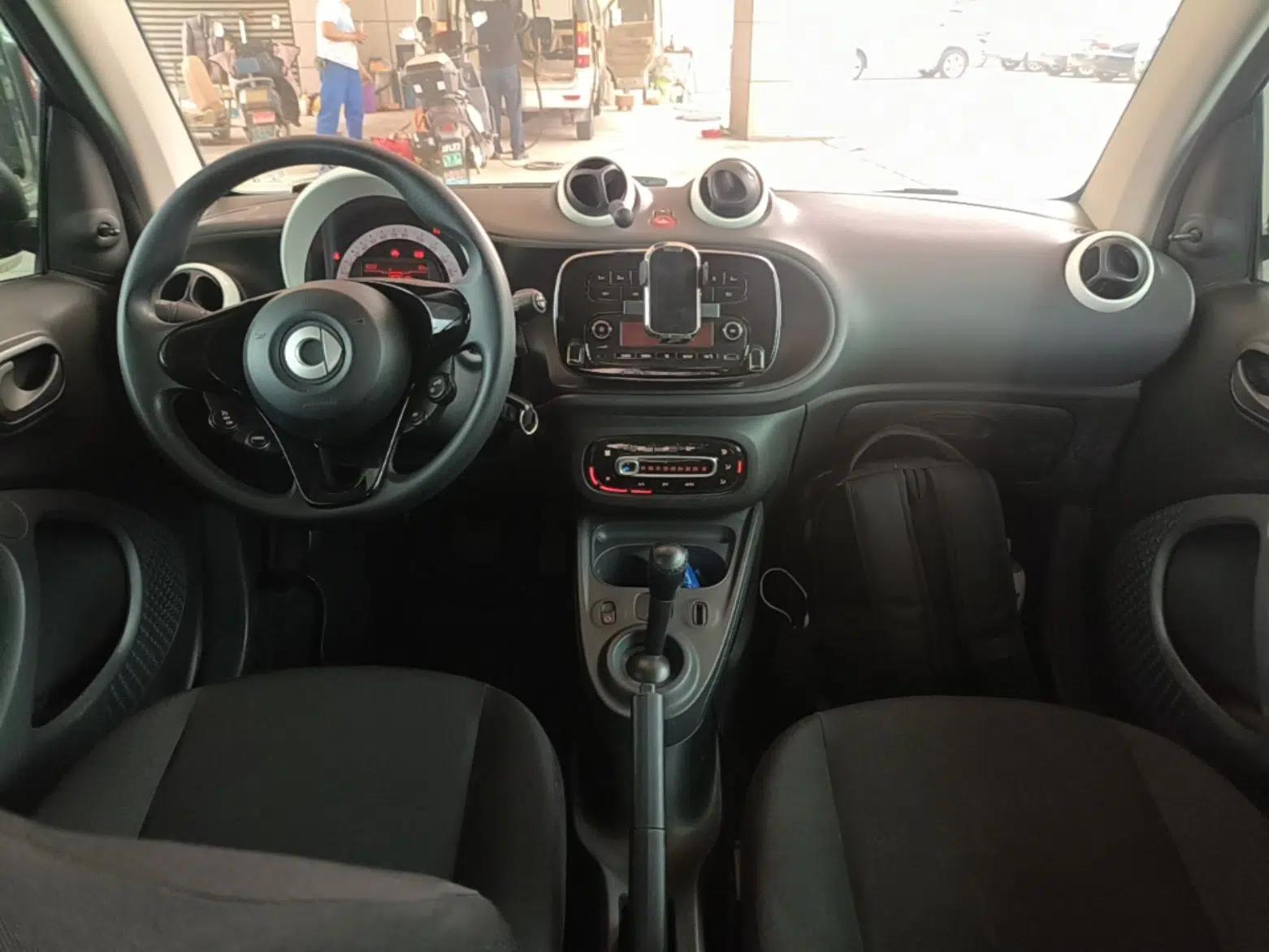 smart fortwo 2015 1.0L 52 kW hardtop Dynamic version — миниатюра 13