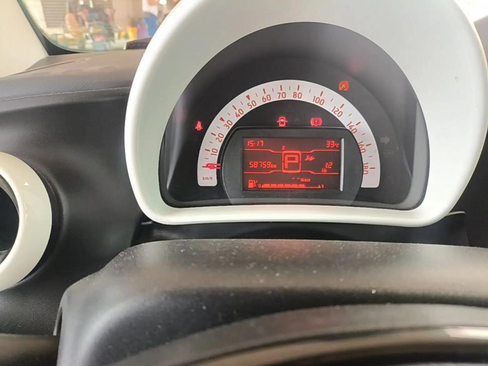 smart fortwo 2015 1.0L 52 kW hardtop Dynamic version — миниатюра 15