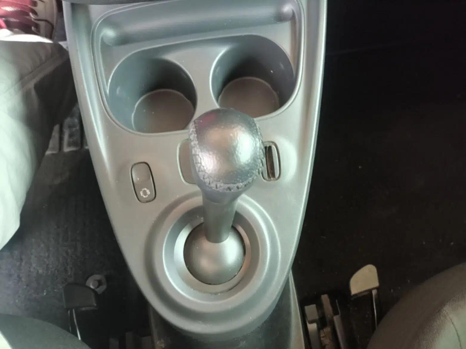smart fortwo 2015 1.0L 52 kW hardtop Dynamic version — миниатюра 17