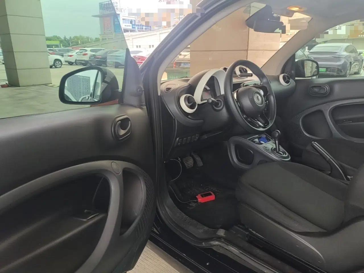 smart fortwo 2015 1.0L 52 kW hardtop Dynamic version — миниатюра 19