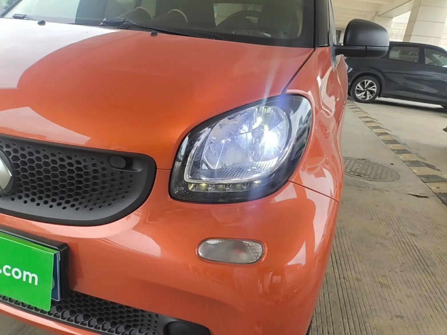 smart fortwo 2015 1.0L 52 kW hardtop Dynamic version — миниатюра 9