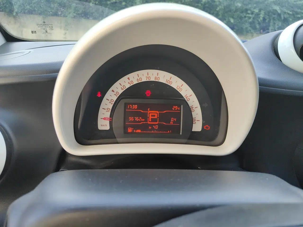 smart fortwo 2015 1.0L 52 kW hardtop Dynamic version — миниатюра 12