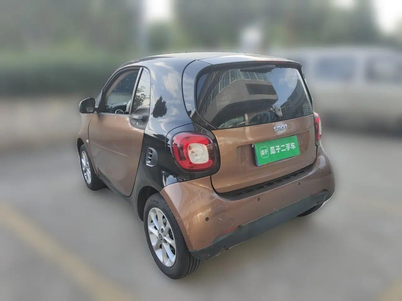smart fortwo 2015 1.0L 52 kW hardtop Dynamic version — миниатюра 4