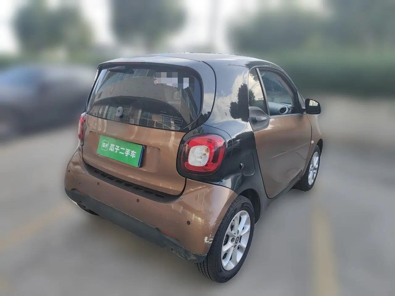 smart fortwo 2015 1.0L 52 kW hardtop Dynamic version — миниатюра 6