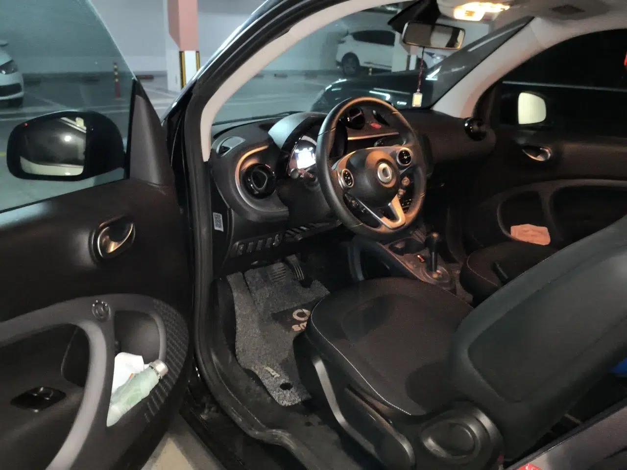 smart fortwo 2018 1.0L 52kW Hardtop Passion Edition China V Standard — миниатюра 17