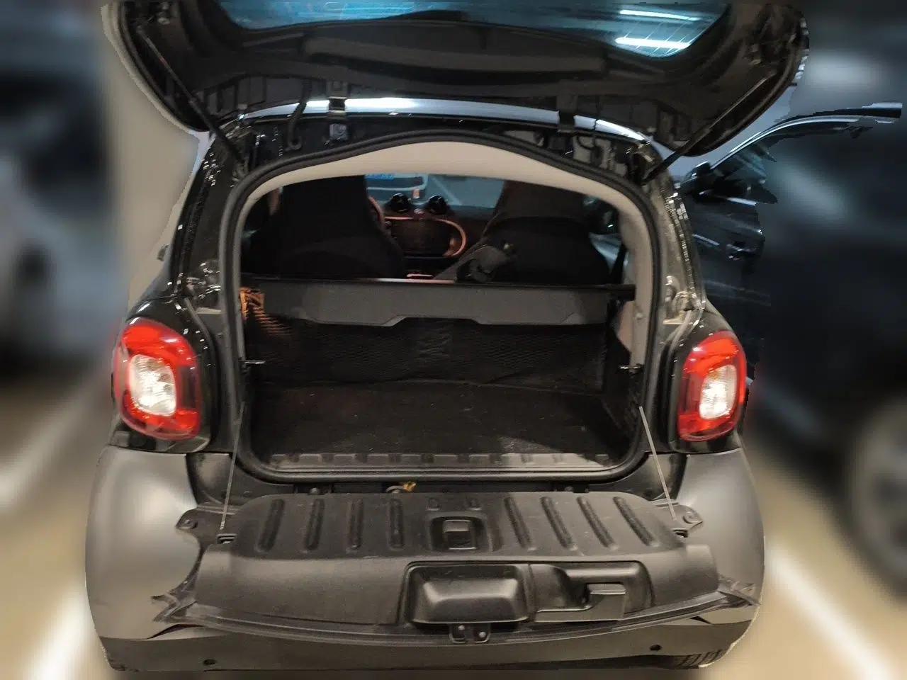 smart fortwo 2018 1.0L 52kW Hardtop Passion Edition China V Standard — миниатюра 20