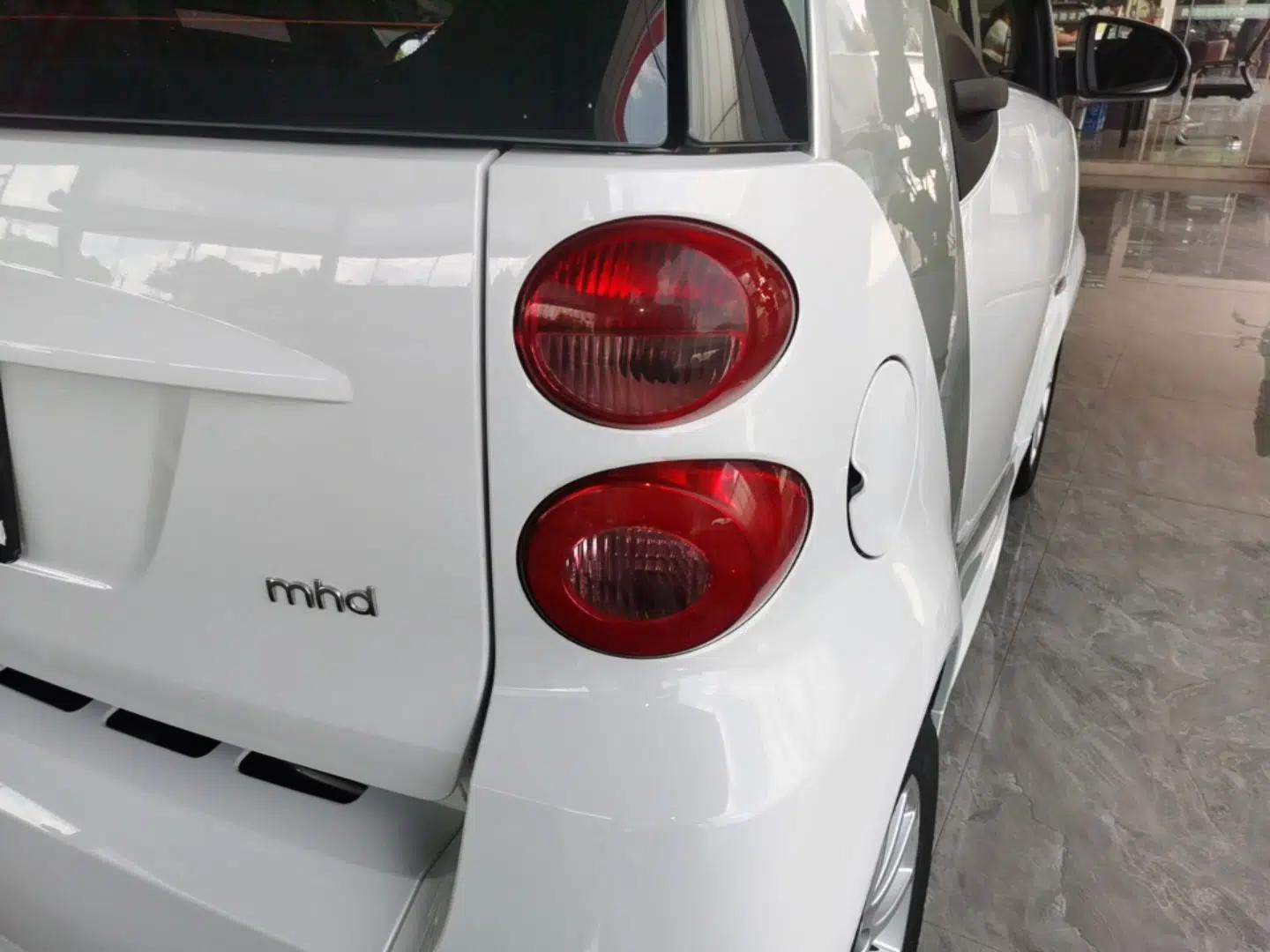 smart fortwo 2012 1.0 MHD Hardtop Comfort Edition — миниатюра 7