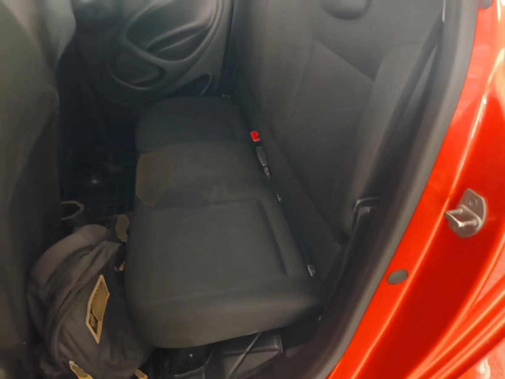 smart forfour 2018 1.0L 52 kW Dynamic Edition — миниатюра 19