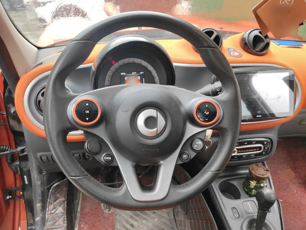 smart forfour 2016 1.0L 52 kW Passion Edition — миниатюра 11