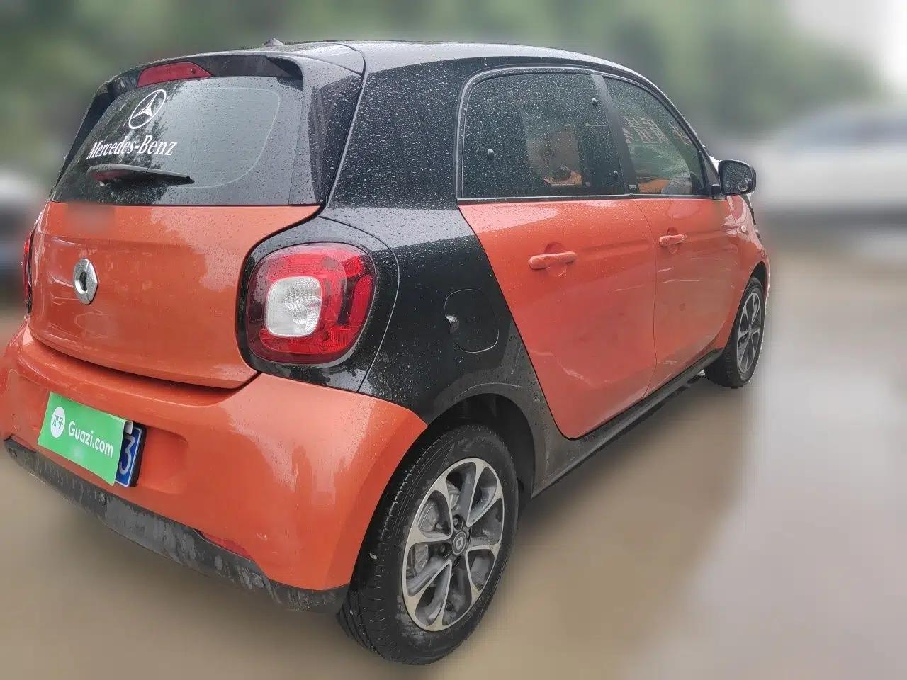 smart forfour 2016 1.0L 52 kW Passion Edition — миниатюра 6