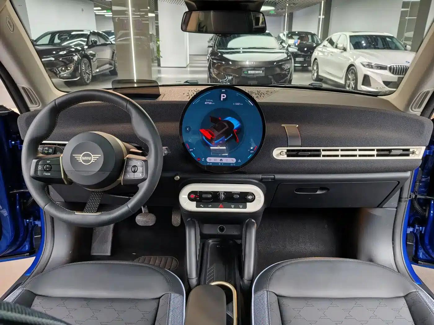 2024 Electric MINI Cooper SE (452km/h) - Artist — миниатюра 17