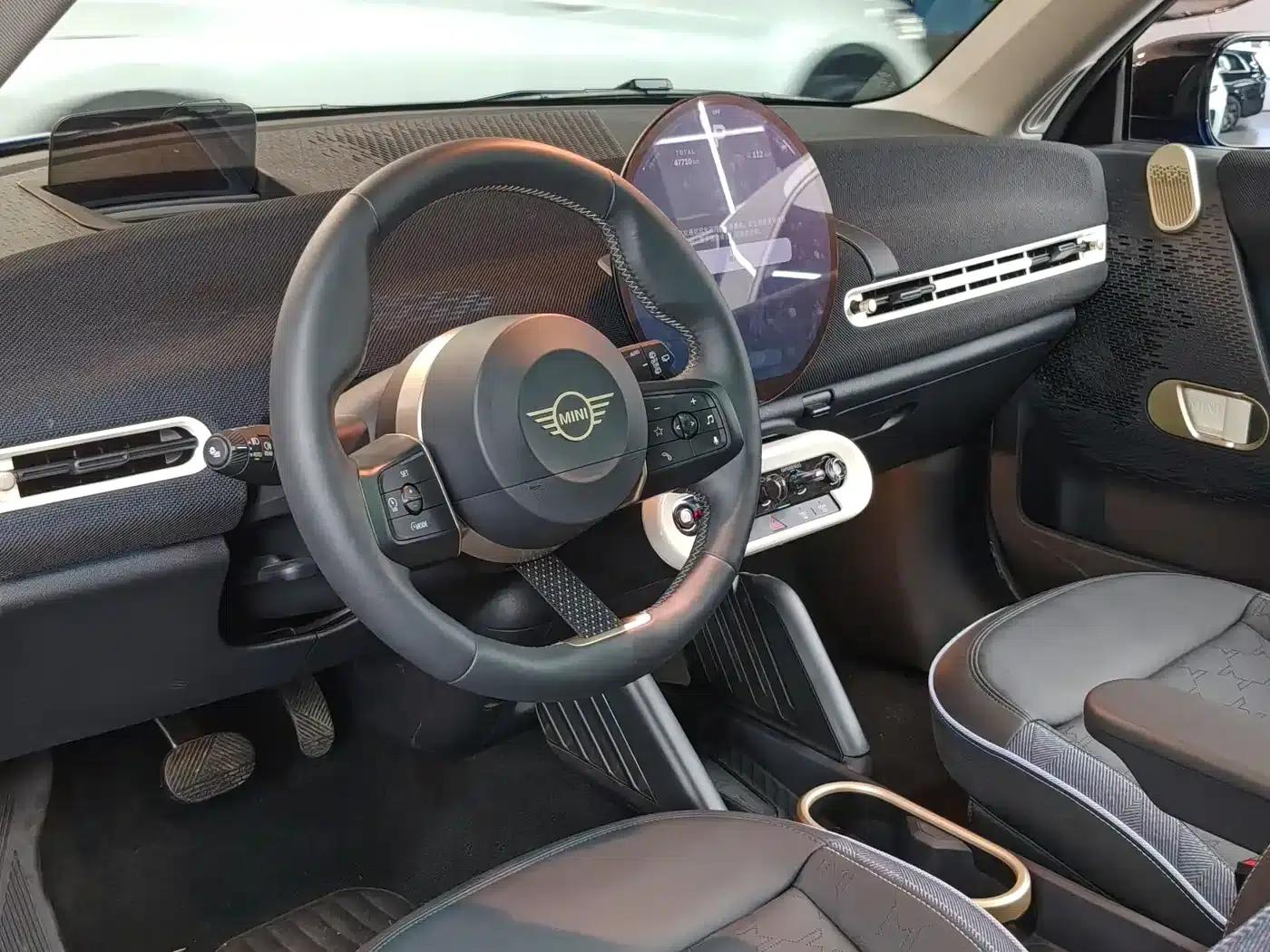 2024 Electric MINI Cooper SE (452km/h) - Artist — миниатюра 9