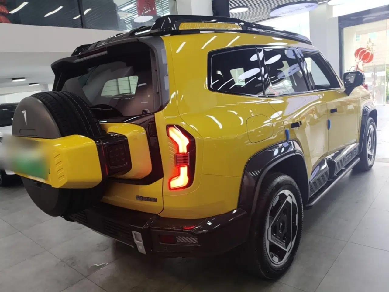 Deepal G318 2025 Worry-Free Adventure Edition Four-Wheel Drive Secret Realm Version — миниатюра 4