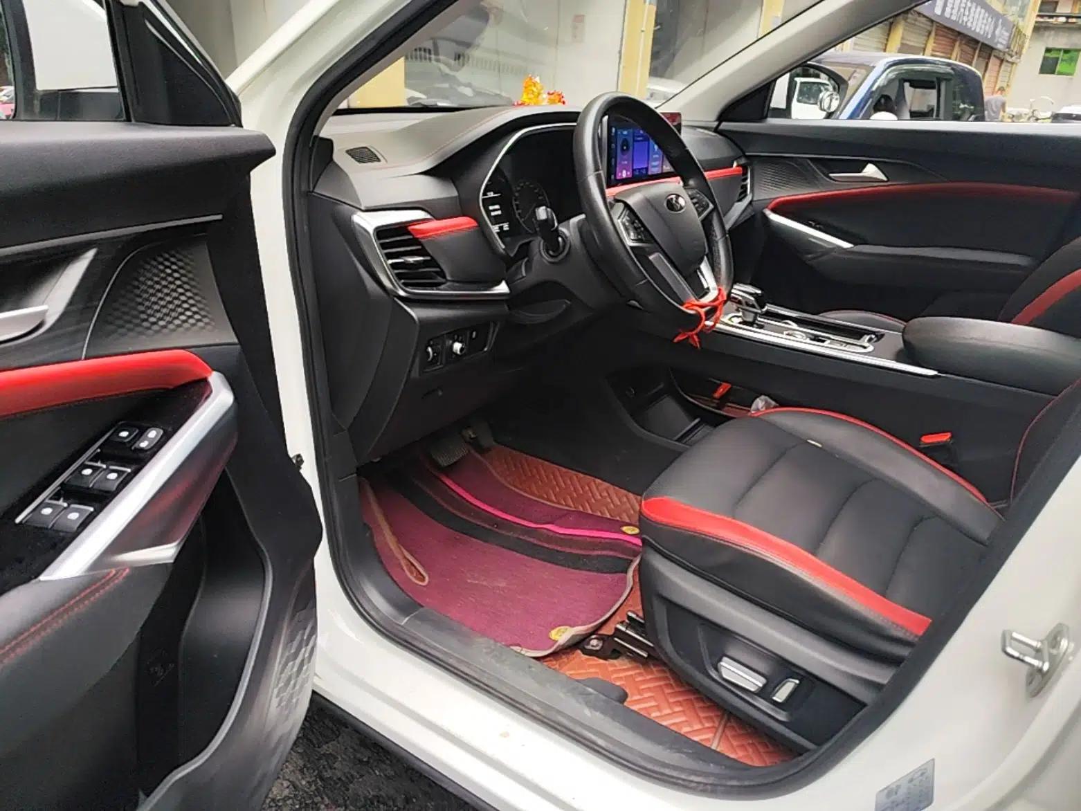 SOL X8 2021 300T DCT Leading Smart Connectivity Version 6 Seats — миниатюра 19