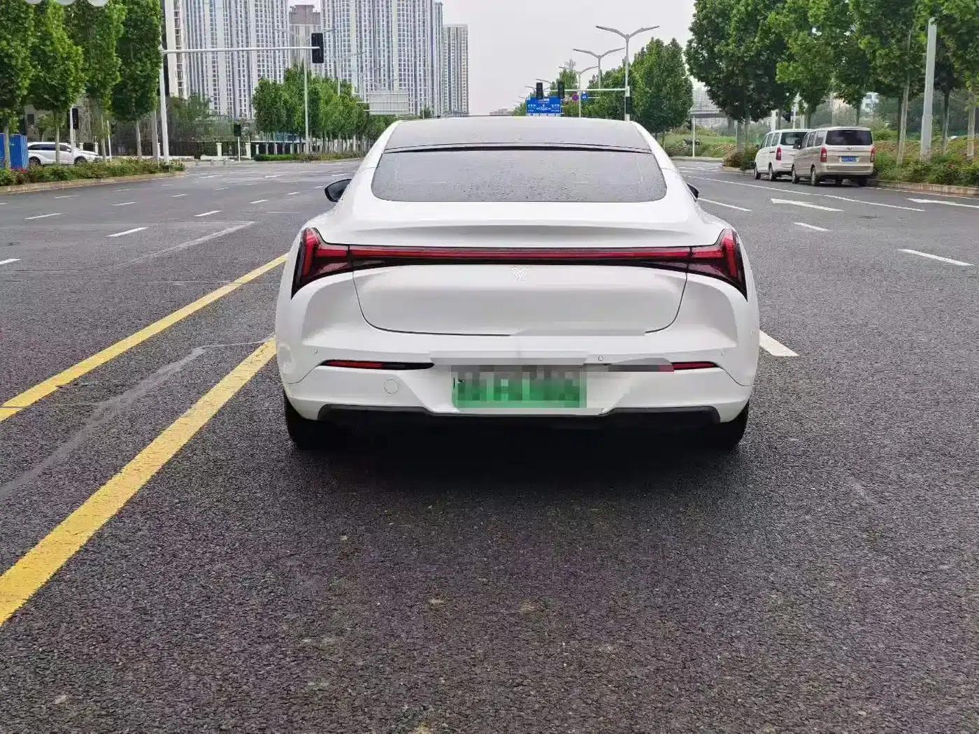 Nezha S 2022 Range Extended Version 1160km Rear-Wheel Drive Large Version — миниатюра 8