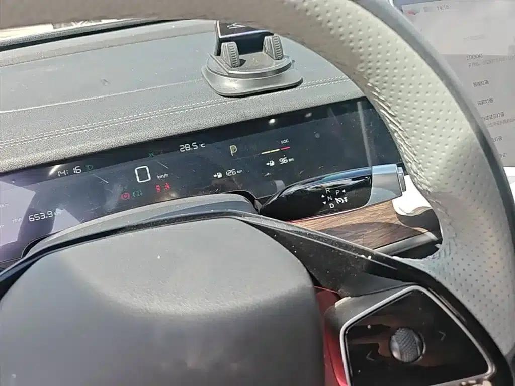 Nezha S 2024 Range Extender 1060 Lite Edition — миниатюра 14