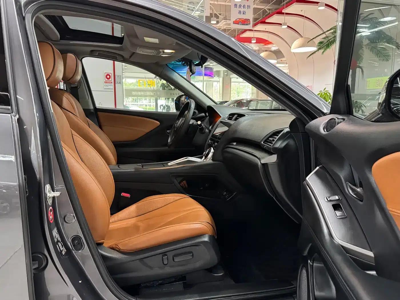 Acura CDX 2016 1.5T 2WD Enjoy Edition — миниатюра 7