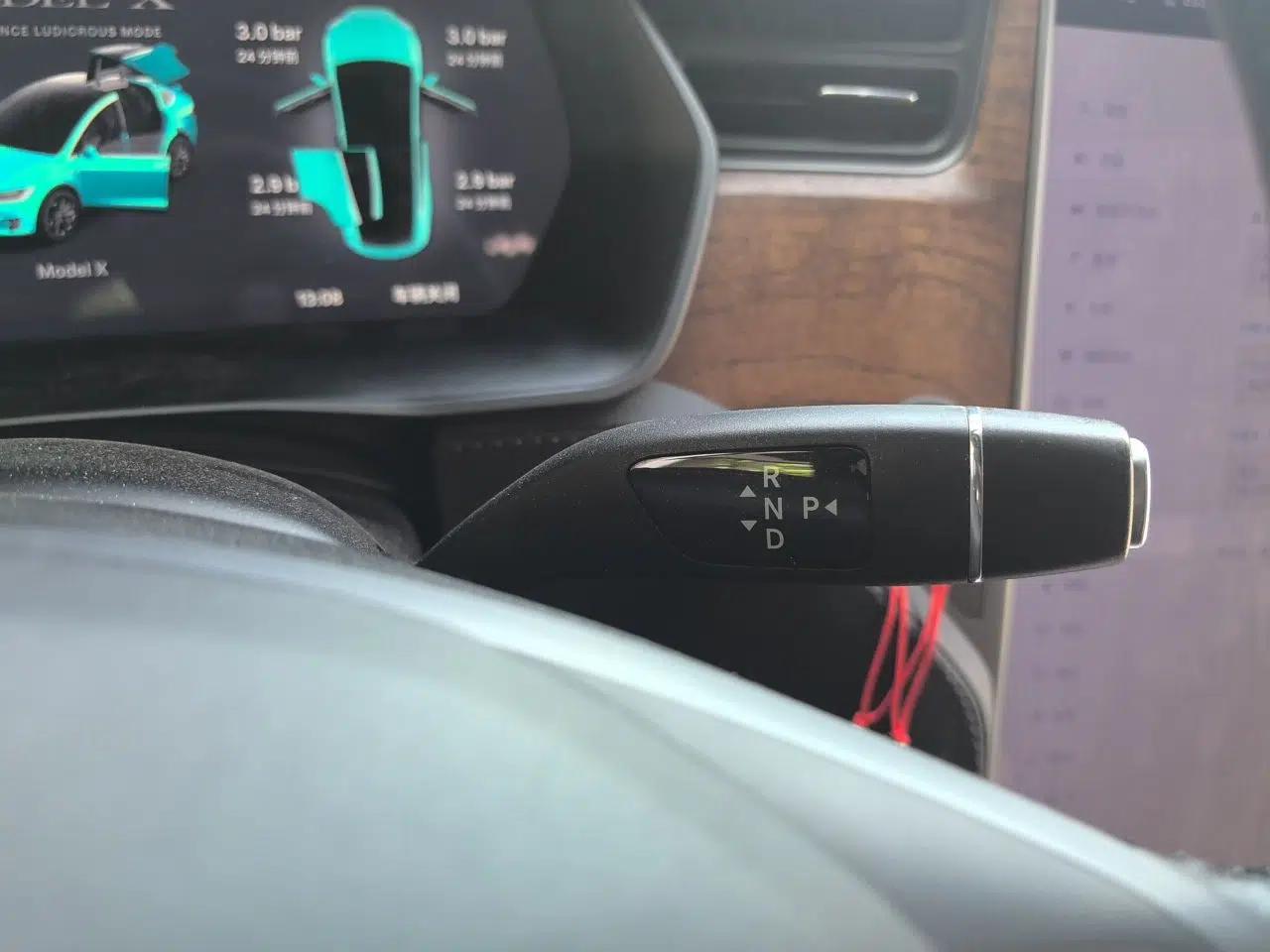 Tesla Model X 2019 Performance High-Performance Edition — миниатюра 15