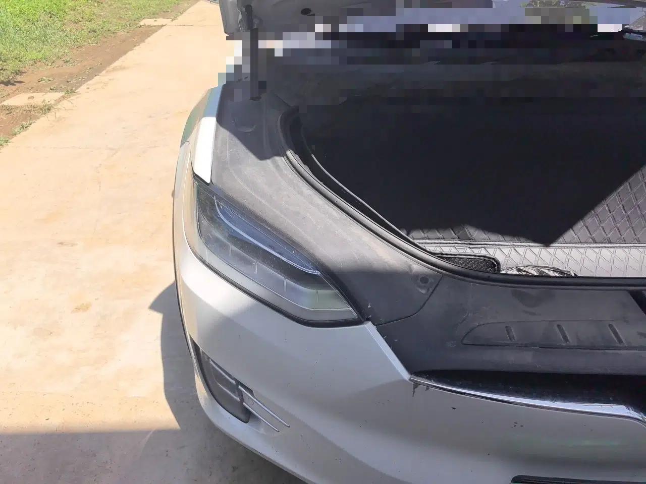 Tesla Model X 2019 Performance High-Performance Edition — миниатюра 7