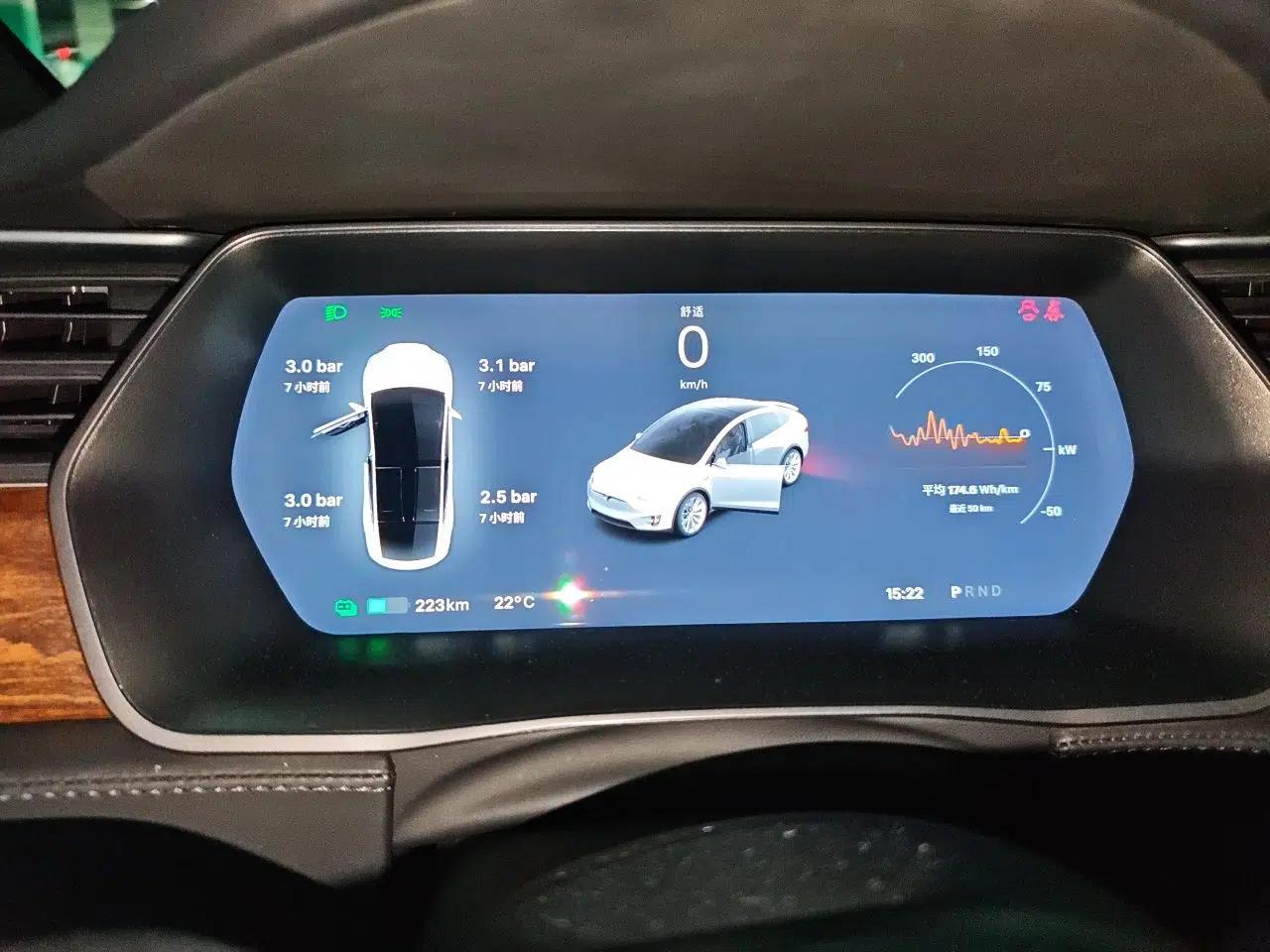 Tesla Model X 2019 Long-Range Version — миниатюра 12