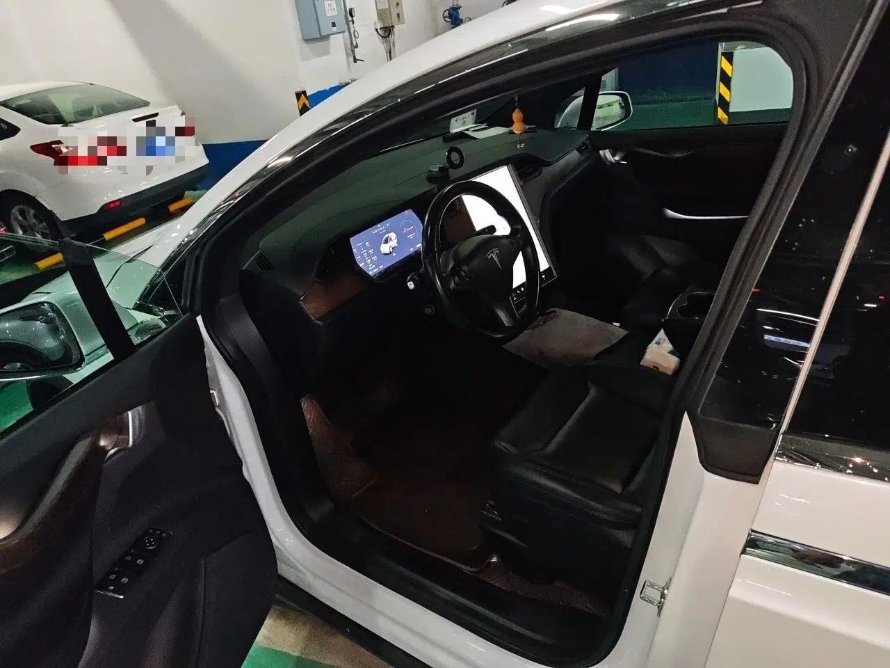 Tesla Model X 2019 Long-Range Version — миниатюра 17