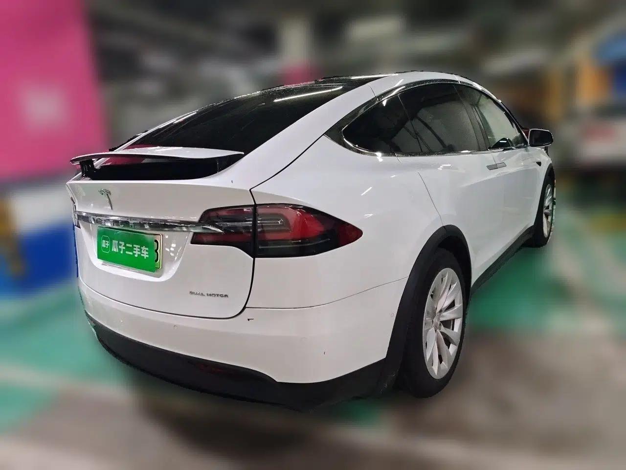 Tesla Model X 2019 Long-Range Version — миниатюра 6