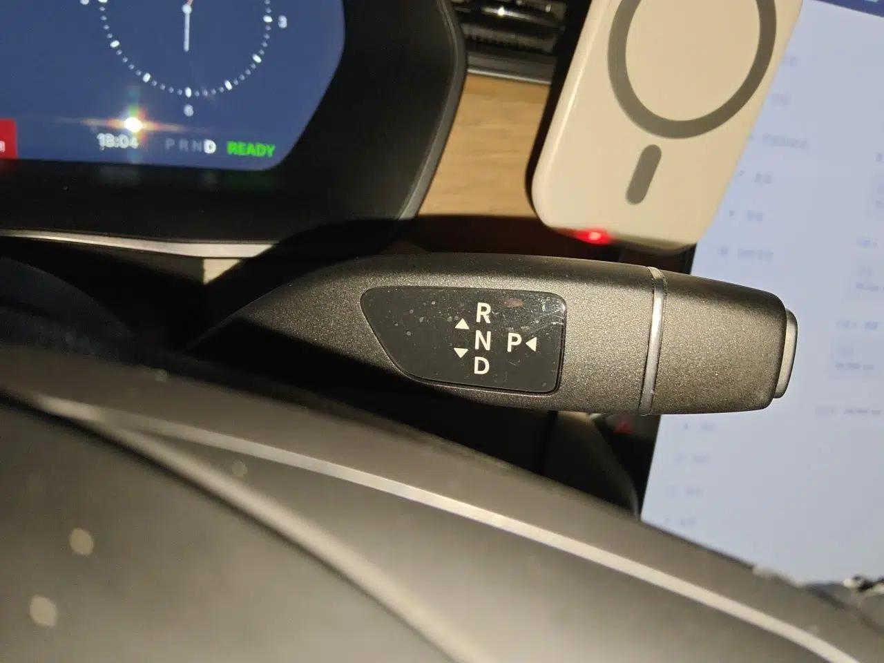 Tesla Model X 2016 X 75D — миниатюра 15