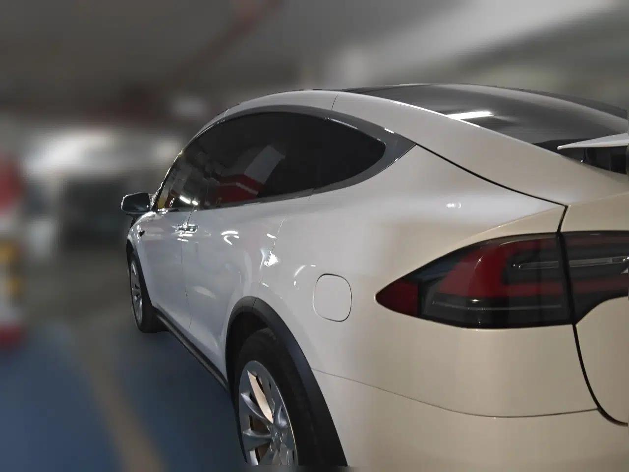 Tesla Model X 2016 X 75D — миниатюра 4