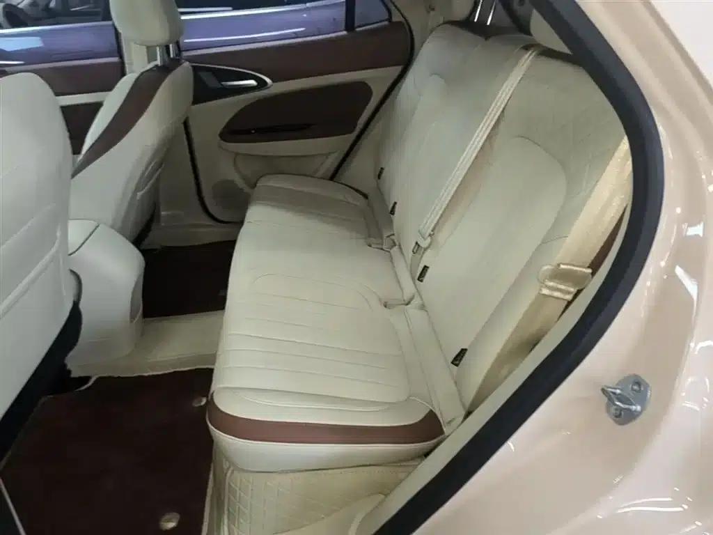 ORA Good Cat 2023 Model, 401km Standard Range, Premium Edition, Lithium Iron Phosphate — миниатюра 17