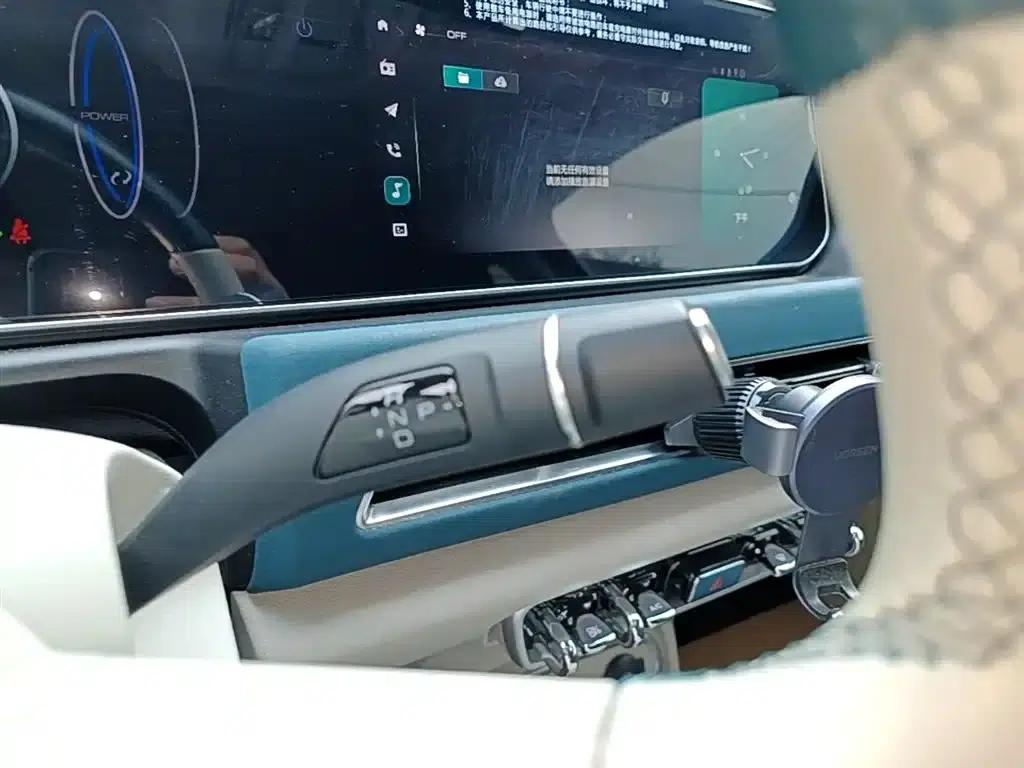 ORA Good Cat 2023 Model, 401km Standard Range, Luxury Edition, Lithium Iron Phosphate — миниатюра 14
