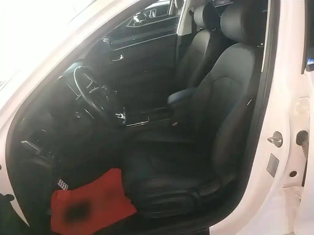 Kia K5 2016 1.6T Automatic LUX — миниатюра 15