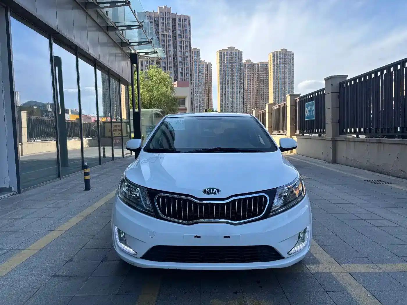 Kia K2 2015 Sedan 1.4L AT GLS — миниатюра 2