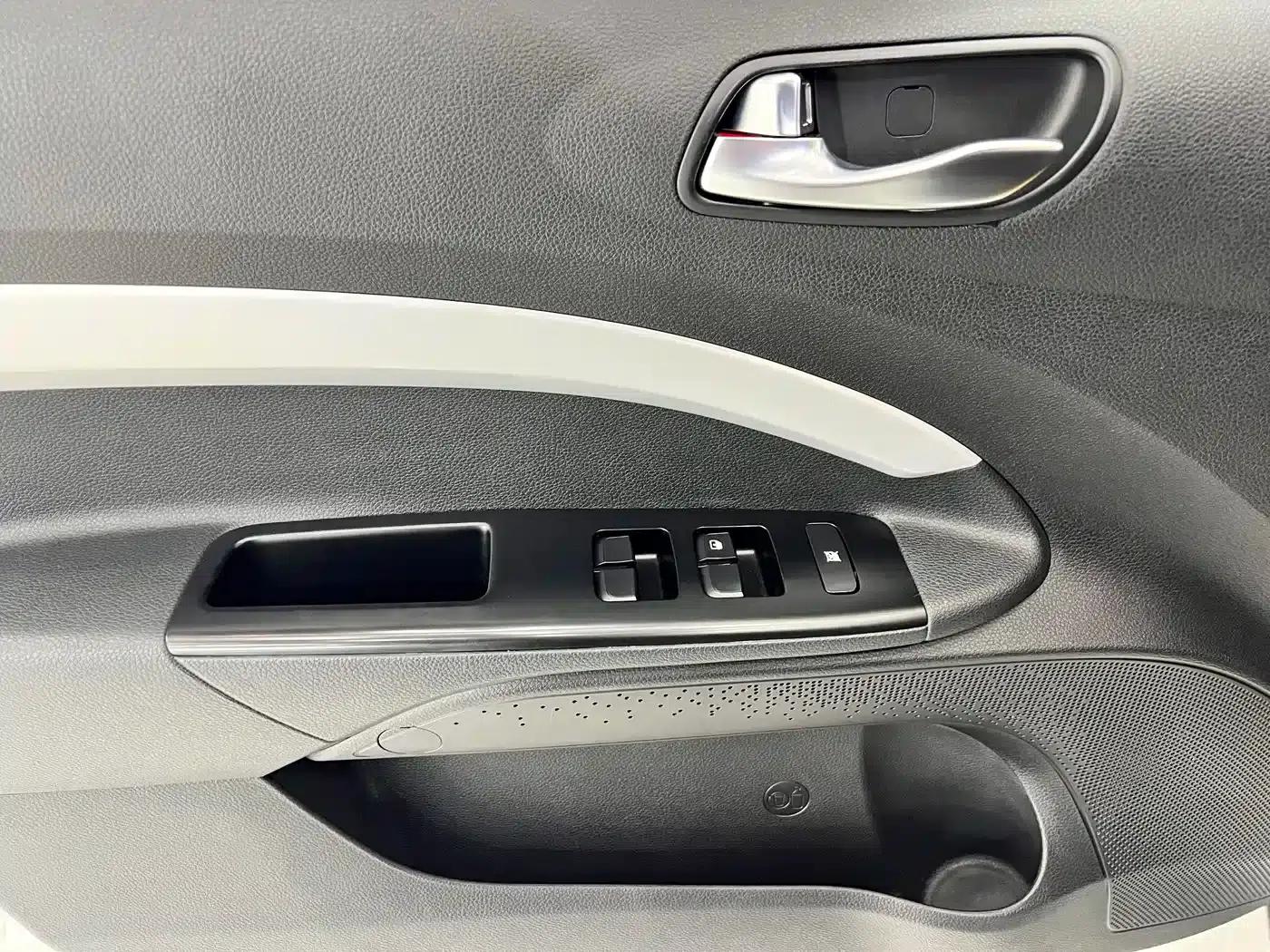 Kia K5 2021 1.4L Automatic Fun Edition — миниатюра 8