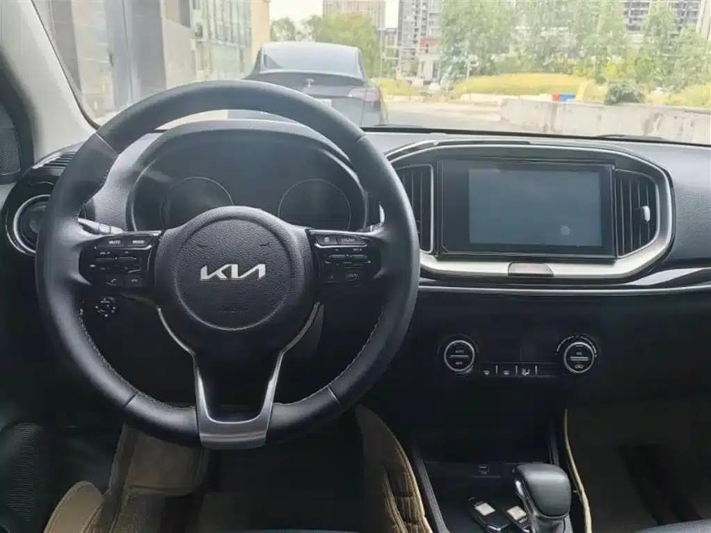Kia K3 2021 1.4L CVT Enjoy Sunroof Edition — миниатюра 7