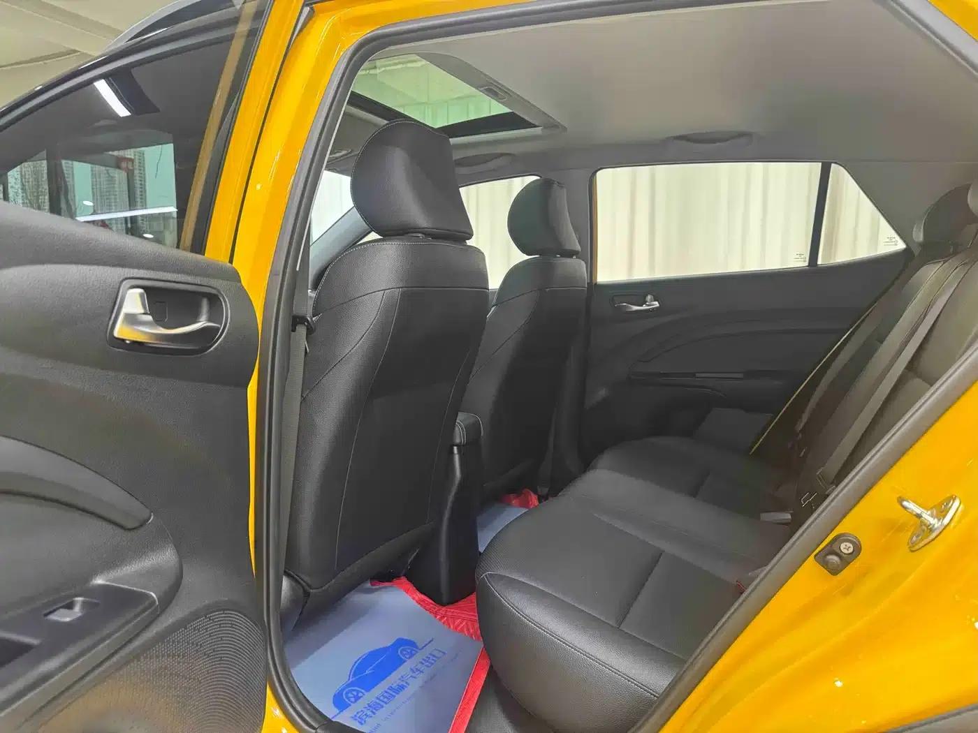 Kia K5 2021 1.4L CVT Fun Edition — миниатюра 8